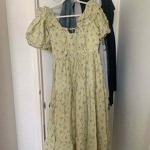 Moon river floral dress size M